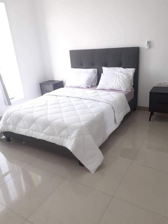 Premier Executive Apartment - The Ivy, East Legon Akkra Exterior foto